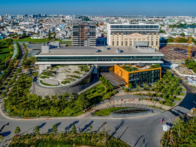 TRƯỜNG ĐẠI HỌC VĂN LANG - BÌNH THẠNH